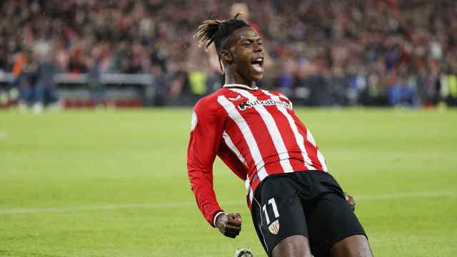 Nico Williams festeja un gol contra el Atlético de Madrid en la Copa del Rey