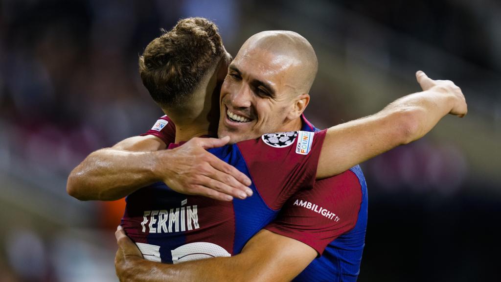 Oriol Romeu en un partido oficial del Barça