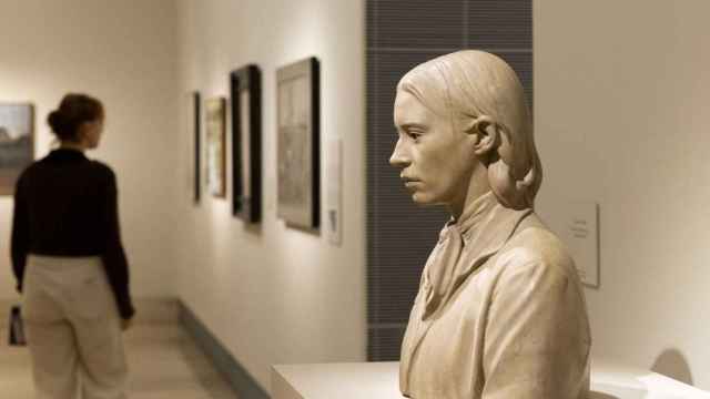 La escultura de madera policromada ‘Retrato de Isabel’ (1972), de Francisco López Hernández.