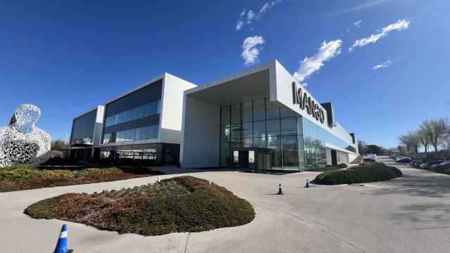 Sede de Mango en Palau-solità i Plegamans, Barcelona