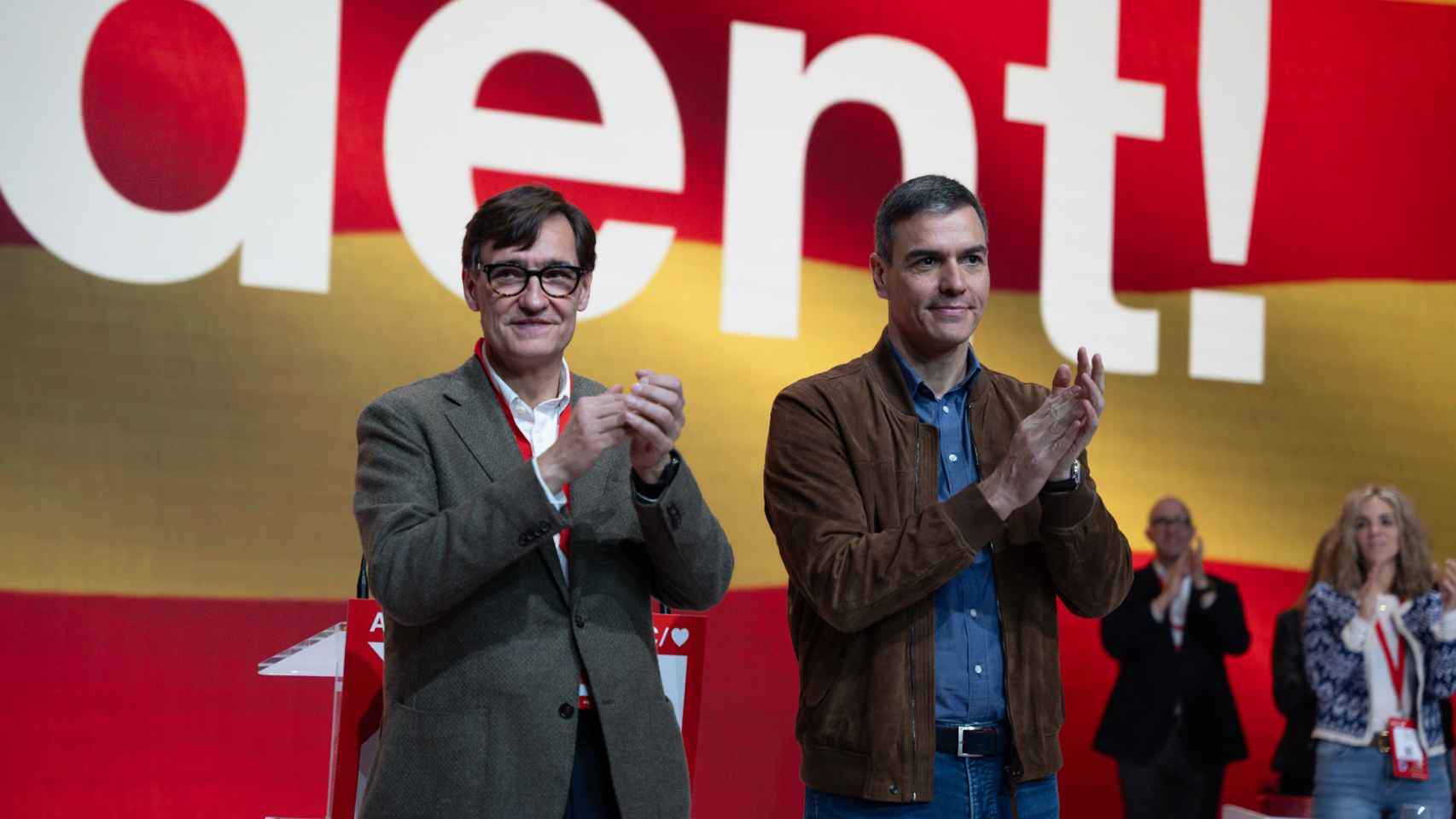 Salvador Illa y Pedro Sánchez, en la clausura del XV Congreso del PSC