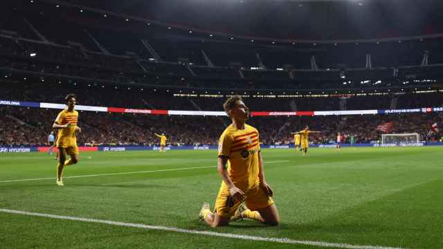 Fermín López celebrando su gol ante el Atlético de Madrid en el Metropolitano