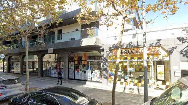 Sede social de Esteve Pastó III