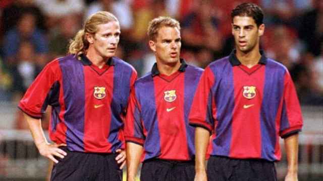 Petit, Frank de Boer y Gerard López, con el Barça, en 2000