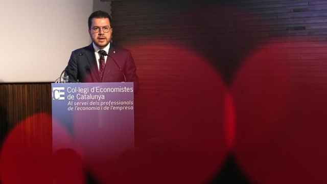 Pere Aragonès en el Colegio de Economistas de Cataluña