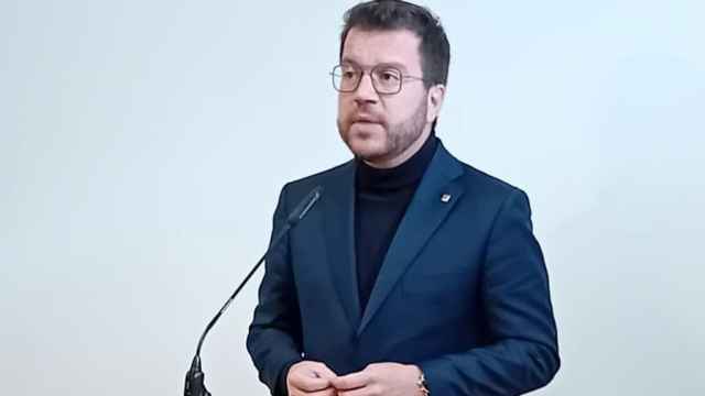 El presidente de la Generalitat, Pere Aragonès, tras visitar el Barnahus de Vilanova i la Geltrú (Barcelona)