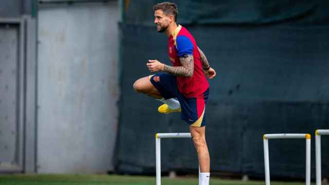 Iñigo Martínez, en una sesión de entrenamiento del Barça