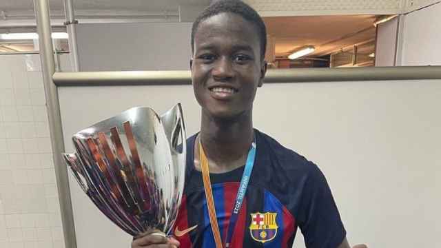 Baba Kourouma, hermano de Ilaix Moriba, en la Masía