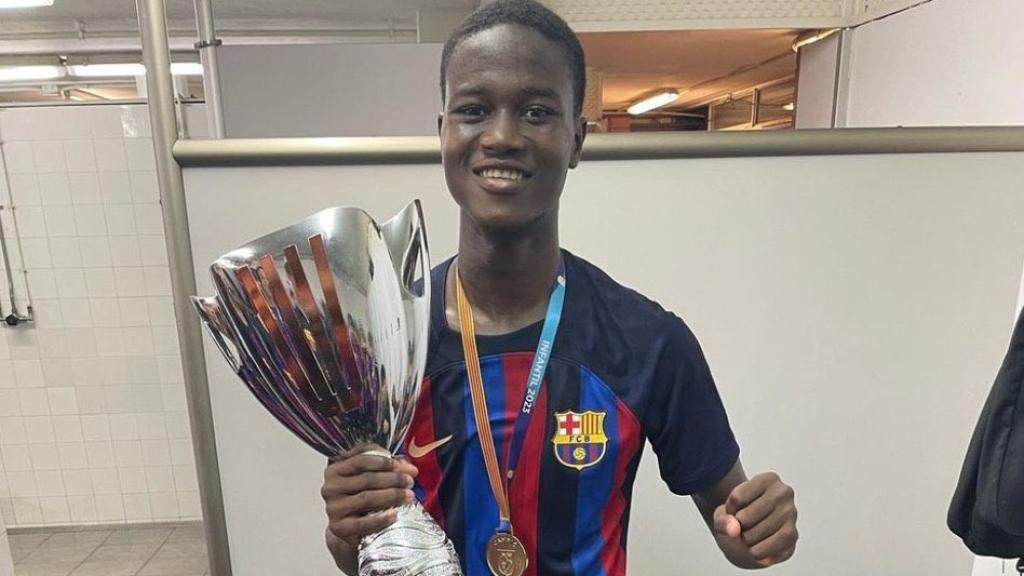 Baba Kourouma, hermano de Ilaix Moriba, en la Masía