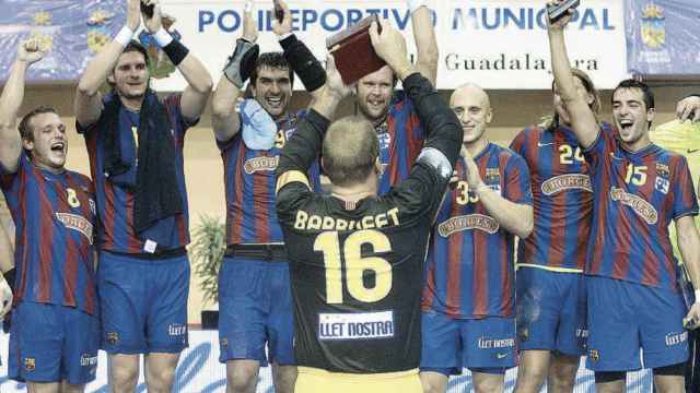 El Barça de balonmano celebra un título en la temporada 2009-10