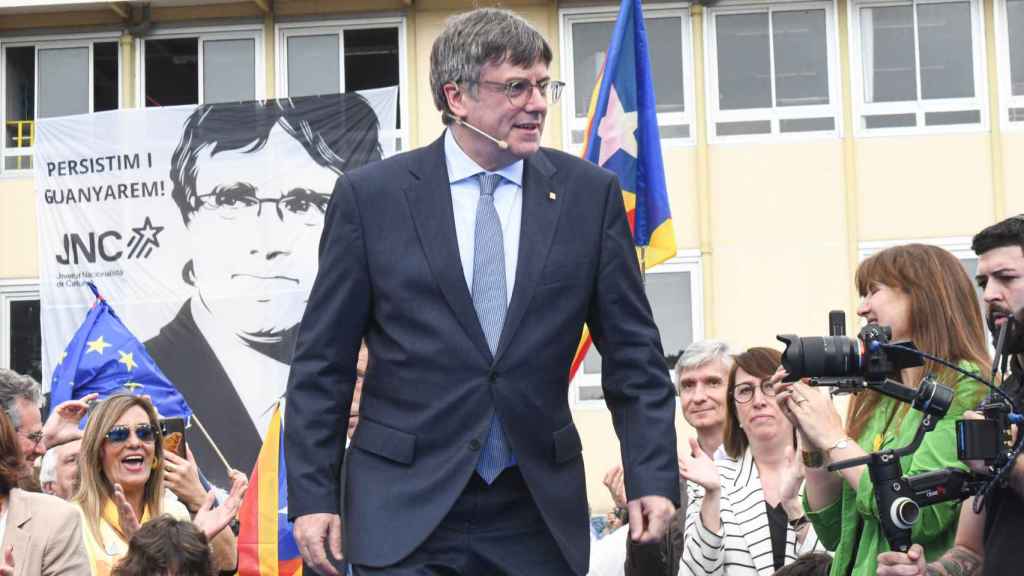 El expresidente de la Generalitat y candidato de Junts a las elecciones catalanas, Carles Puigdemont