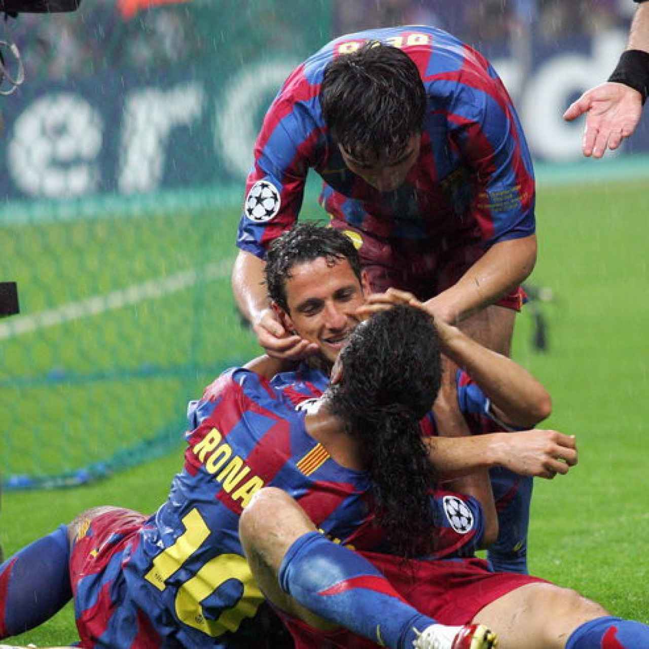 Belletti celebra el seu gol a l'Arsenal
