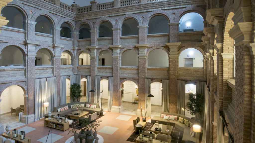 Hall del Parador de Lleida