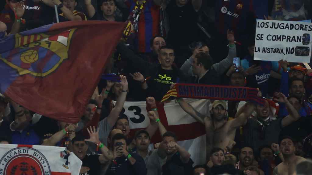 Grada visitante del Barça en el Parque de los Príncipes