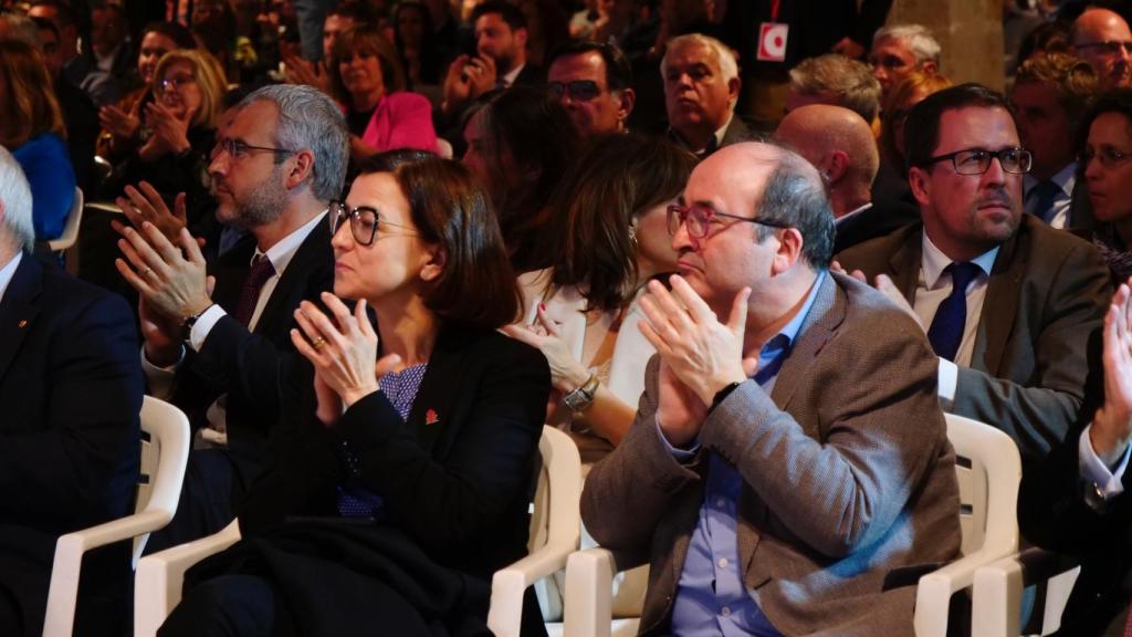 La secretaria de Estado de Cooperación Internacional, Eva Granados; el exministro Miquel Iceta;  el presidente de Renfe, Raül Blanco; y la alcaldesa de L'Hospitalet, Nuria Marín, también han hecho acto de presencia