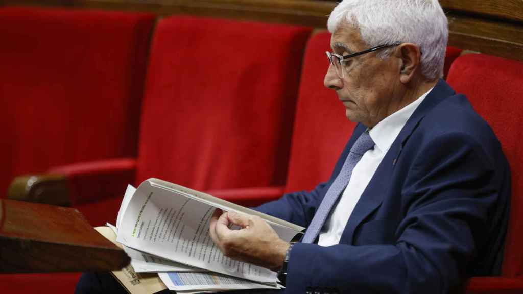 El ya 'exconseller' de Salud, Manel Balcells, en el Parlament
