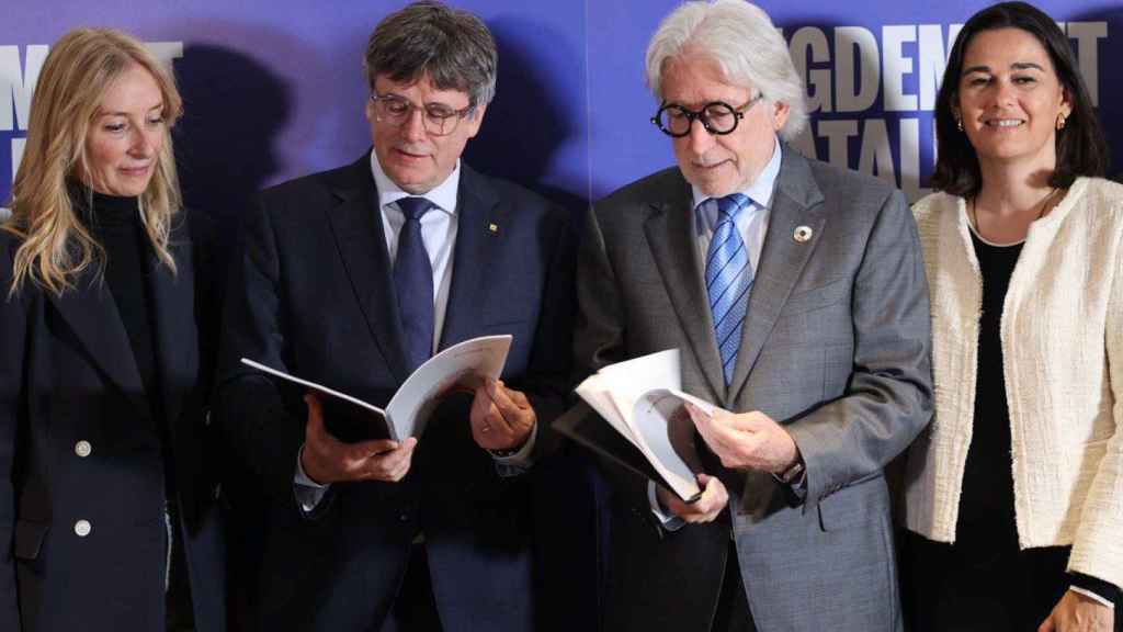 El president de Foment, Josep Sánchez Llibre, es reuneix amb Carles Puigdemont a Perpinyà