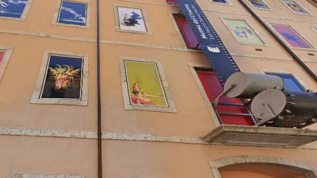 Fachada del Museo del cine