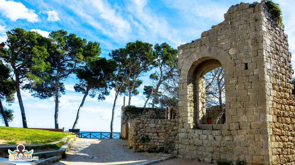 Núcleo medieval de Sant Martí de Empúries