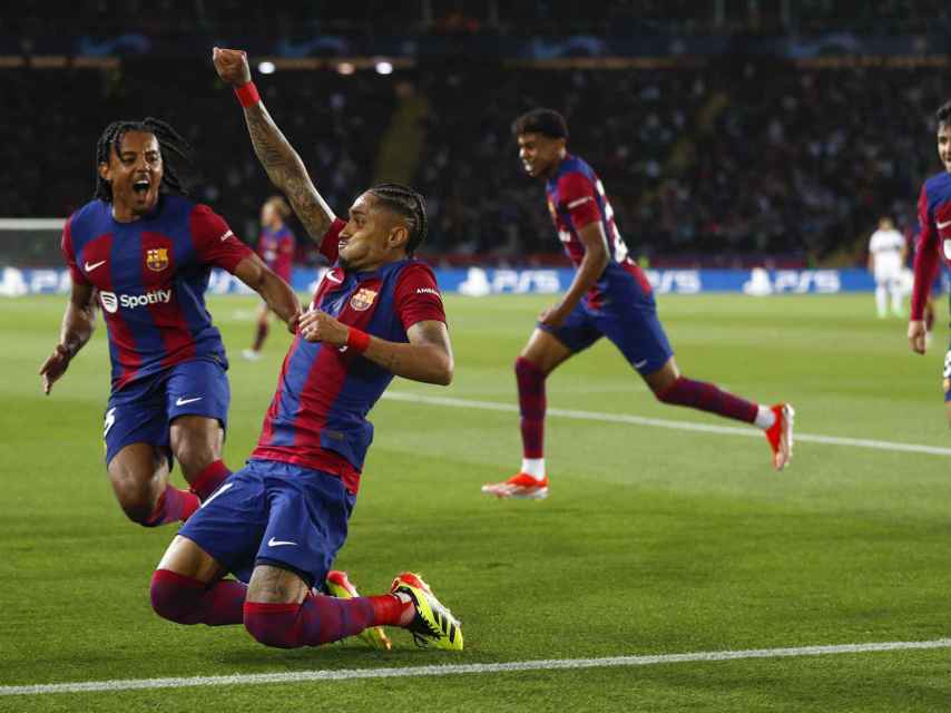 Raphinha celebra su gol al PSG