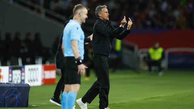 Luis Enrique dirige al PSG contra el Barça en Montjuïc