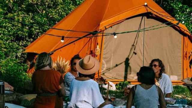 Una imagen de HolaCamp, la nueva empresa de cámpings con glamur