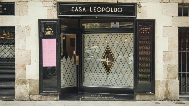 Una mesa en el nuevo restaurante Casa Leopoldo de Barcelona