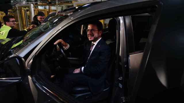 Pere Aragonès en un coche de la marca Chery