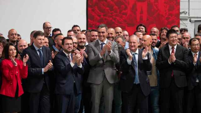 Pedro Sánchez en la firma del acuerdo de Chery