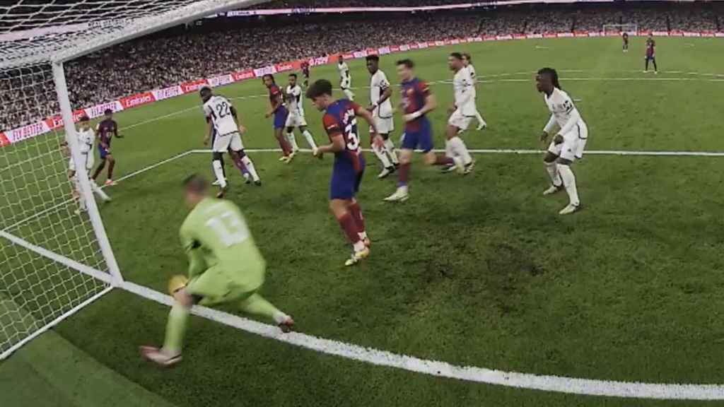 El gol fantasma de Lamine Yamal al clàssic del Santiago Bernabéu