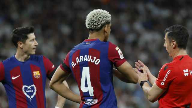 Araujo, con Soto Grado en el Bernabéu