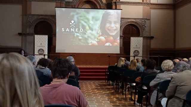 Imagen de la presentación de la alianza entre Saned, Ametller Origen y el FC Barcelona
