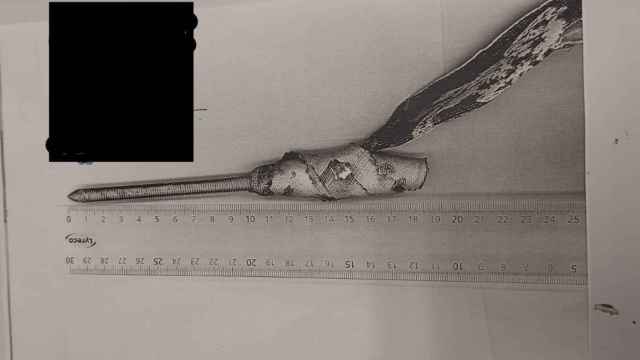 El punzón con el que un recluso trató a agredir a funcionarios de prisiones en Quatre Camins