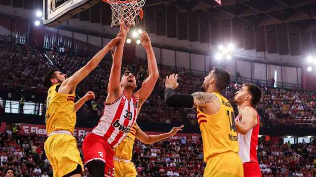 Kalinic intenta frenar a Milutinovic