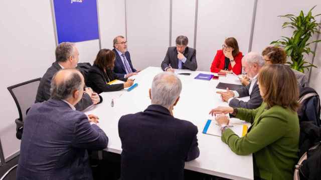 La cúpula de la Unió Catalana d'Hospitals, con el 'expresident' fugado en Francia