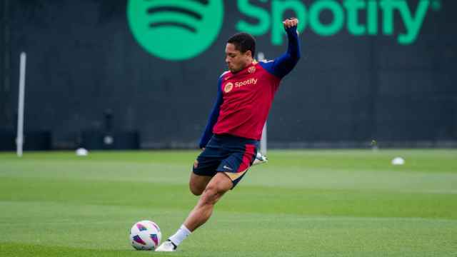 Vitor Roque, en una sesión de entrenamiento del Barça