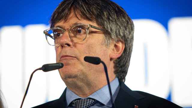 El expresidente de la Generalitat de Catalunya y candidato de Junts a las elecciones catalanas, Carles Puigdemont, comparece tras el recuento de votos