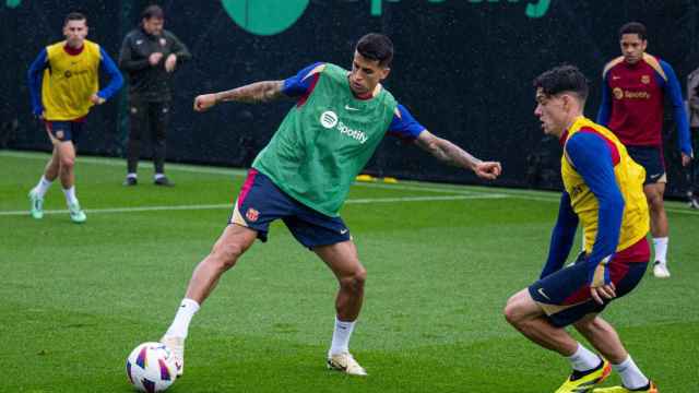 Entrenamiento del primer equipo del Barça en la Ciutat Esportiva Joan Gamper