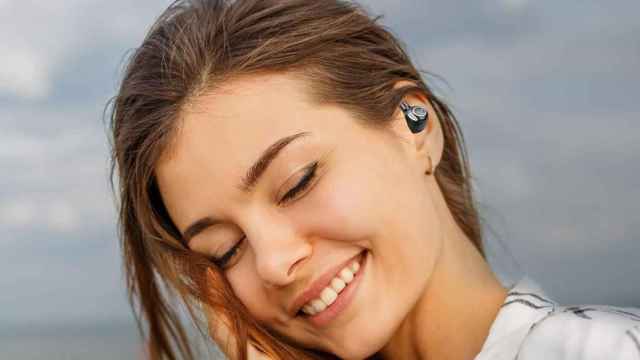 ¡Amazon tira el precio de estos auriculares inalámbricos ahora por 23€ (antes 70€)!