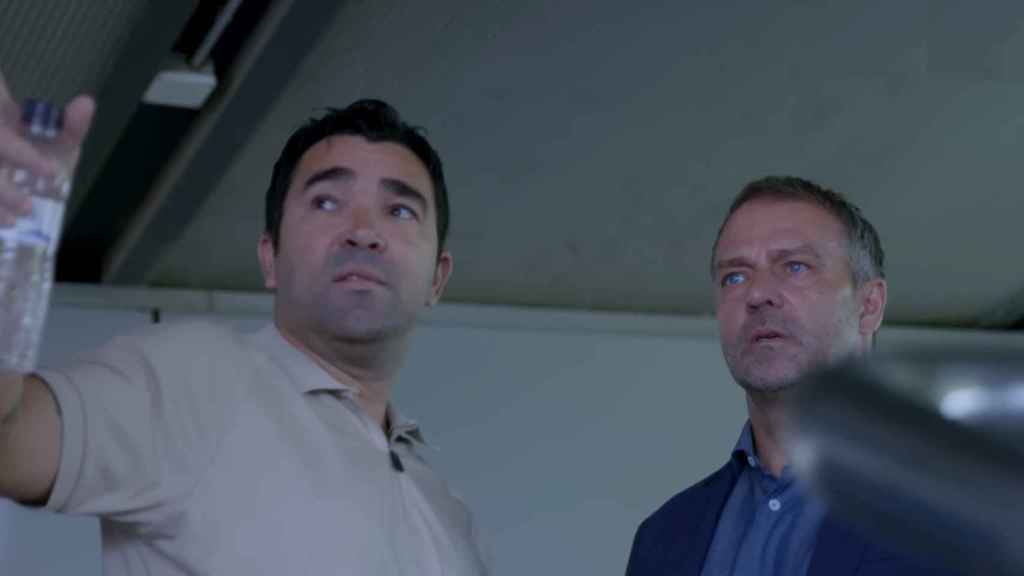 Deco, junto a Hansi Flick, en las instalaciones deportivas del Barça