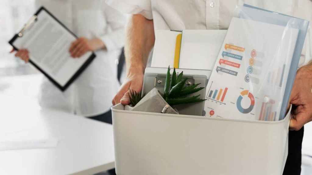 Un treballador i un acomiadament