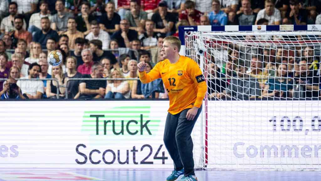 Emil Nielsen, autor de 15 paradas en el Barça-Kiel de Champions