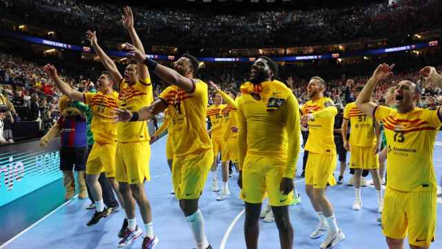 El Barça de balonmano celebra la conquista de la Champions en Colonia