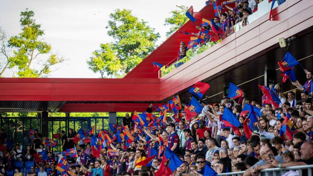 Grada del Estadi Johan Cruyff en la final del 'play off' de ascenso entre Barça y Córdoba