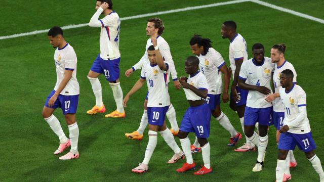 La selección de Francia durante su primer partido contra Austria