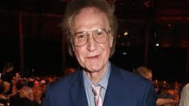 Ray Davies, cantante de los Kinks