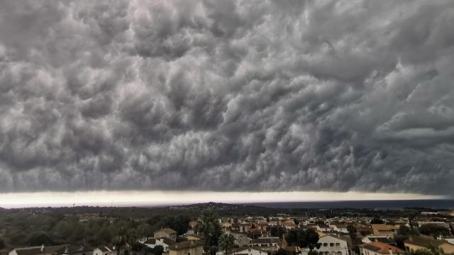 Frente de la tormenta, en el prelitoral tarraconense