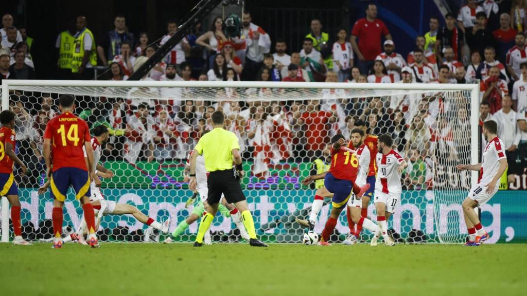 Gol de l'empat de Rodri davant Geòrgia