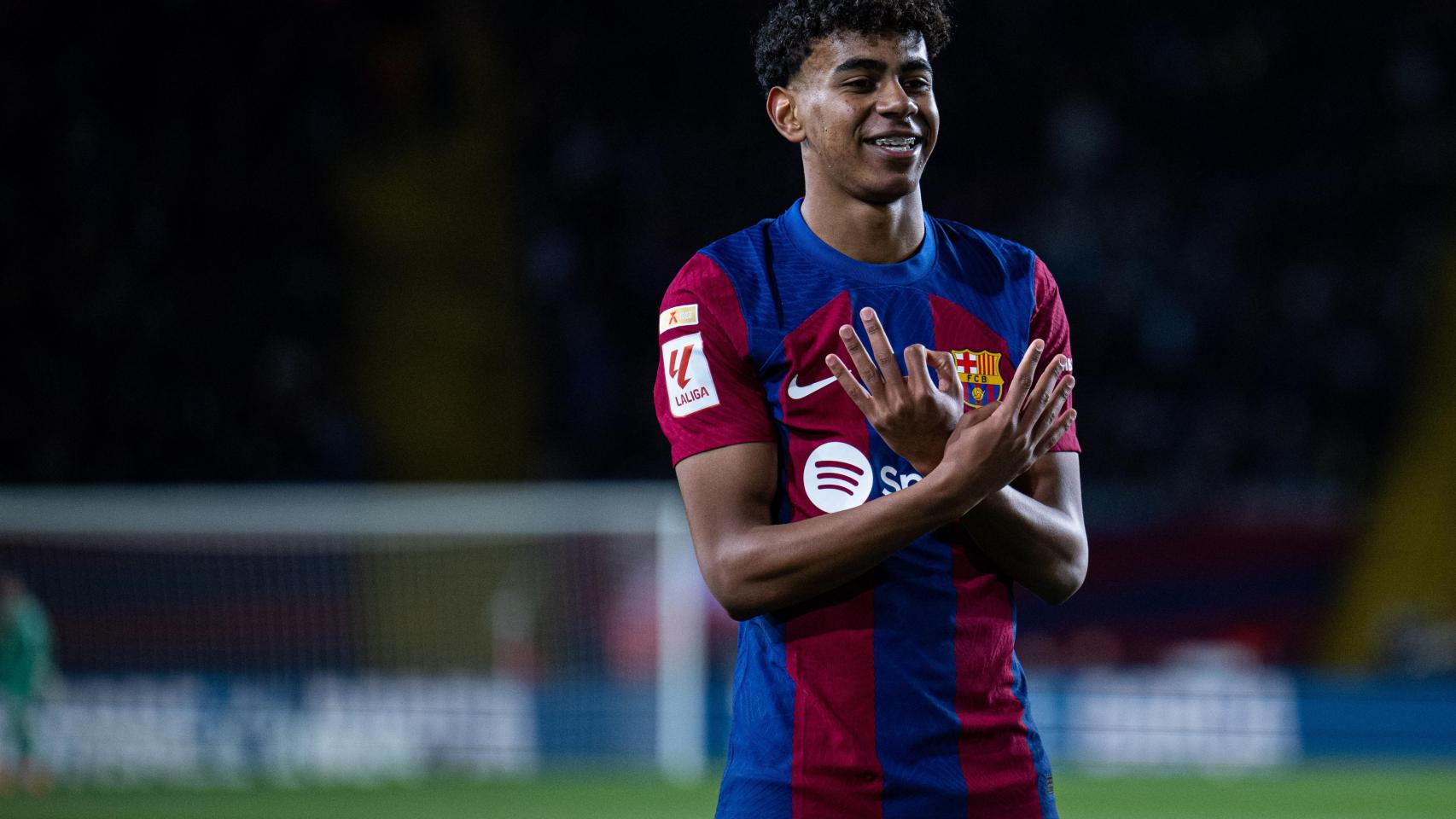 Lamine Yamal y su mítica celebración: 304