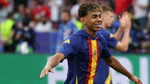 Lamine Yamal, durante el entrenamiento previo a la final de la Eurocopa